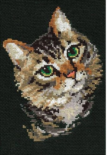 Riolis Grey Cat Kit #766 8.25" x 11.75"/21 cm x 30 cm X Stitch Kit
